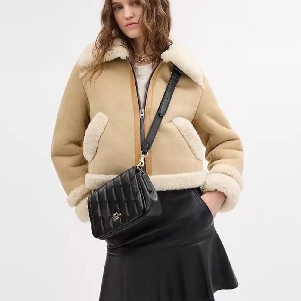 Coach black leather Quinn Bag With Quilting CY663 crossbody functional cute GHW